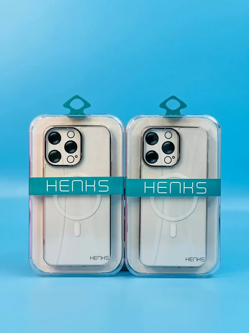 CHEXOL HENKS CRYSTAL MAG IP15 PRO CLEAR