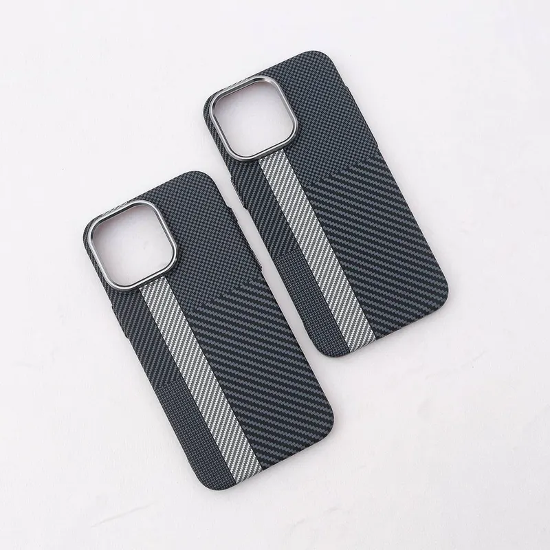 CHEXOL CARBON MAGSAFE LF-31 IP15 PRO