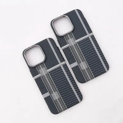 CHEXOL CARBON MAGSAFE LF-35 IP15 PRO