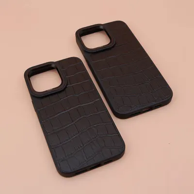 CHEXOL KAJSA CROCO PATTERN IP15 PRO MAX BLACK