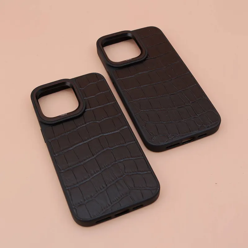 CHEXOL KAJSA CROCO PATTERN IP15 PRO MAX BLACK
